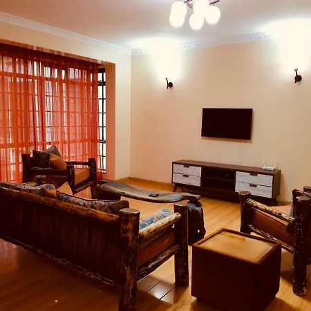 Mani'S Home Away From Home Nairobi Exterior photo